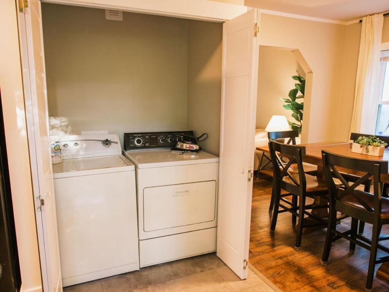 Villa Convenient To Park Circle And Downtown Charleston Esterno foto