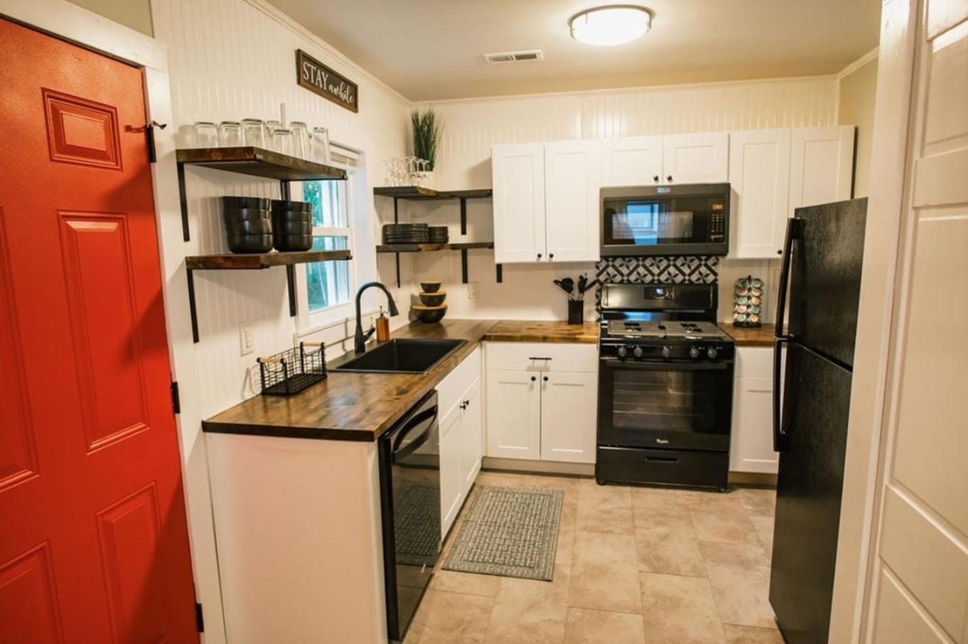 Villa Convenient To Park Circle And Downtown Charleston Esterno foto