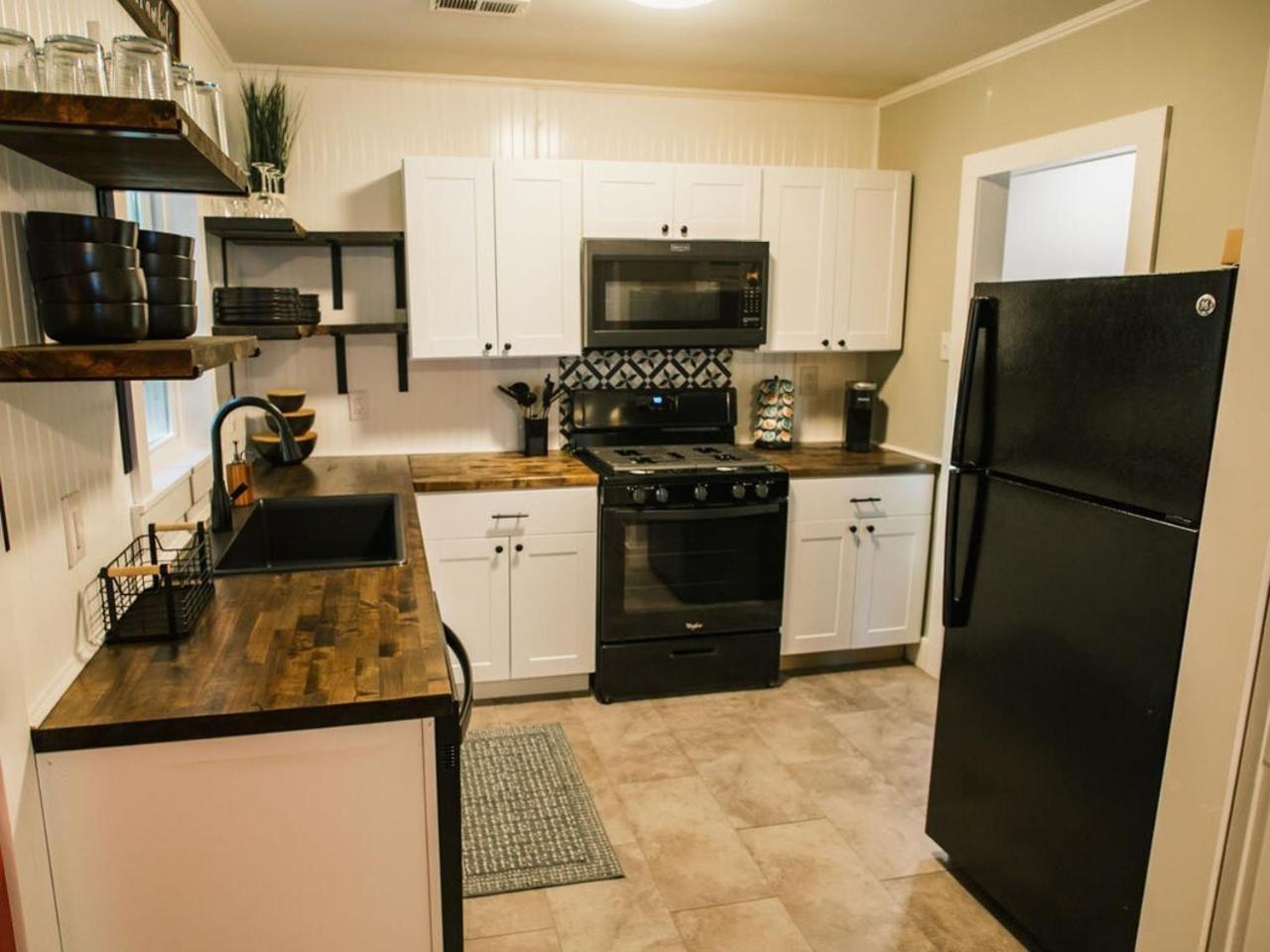 Villa Convenient To Park Circle And Downtown Charleston Esterno foto